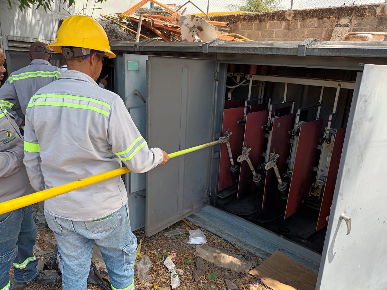 MOPC informa fue restablecida iluminación del túnel avenida Las Américas.