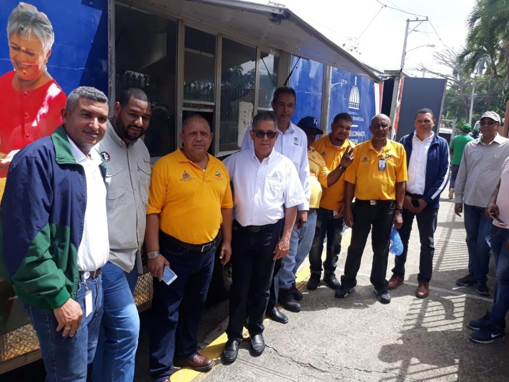 DGDC y otras instituciones desarrollan amplia jornada de asistencia social en Las Guáranas