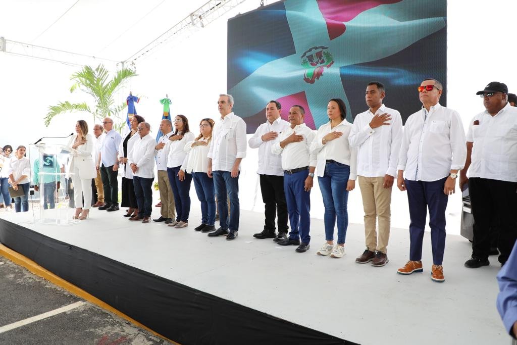Con inversión por más de 30 millones Presidente Abinader deja en funcionamiento área de Emergencia