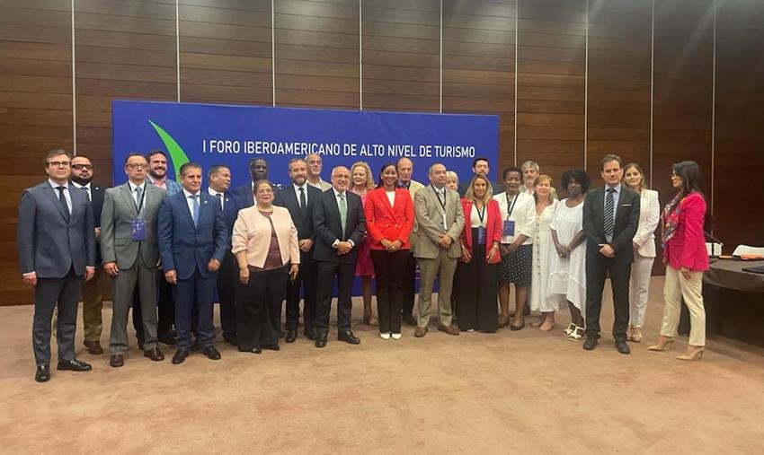 Vicepresidente PARLACEN plantea creación Observatorio Iberoamericano de Turismo con sedes en RD y Gran Canaria