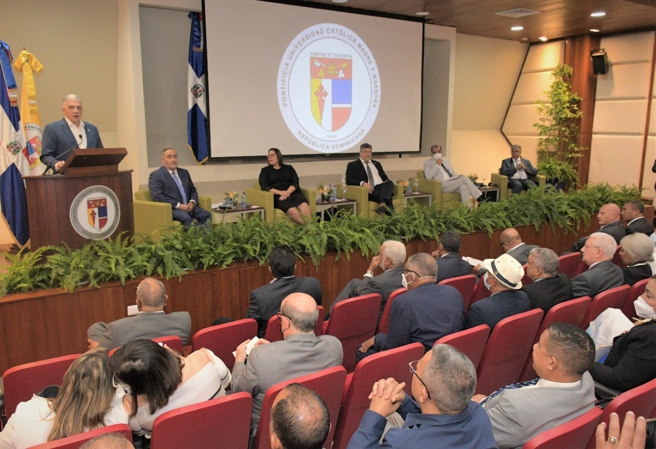 Presidente del Senado llama a legisladores aprobar Ley de Extinción de Dominio