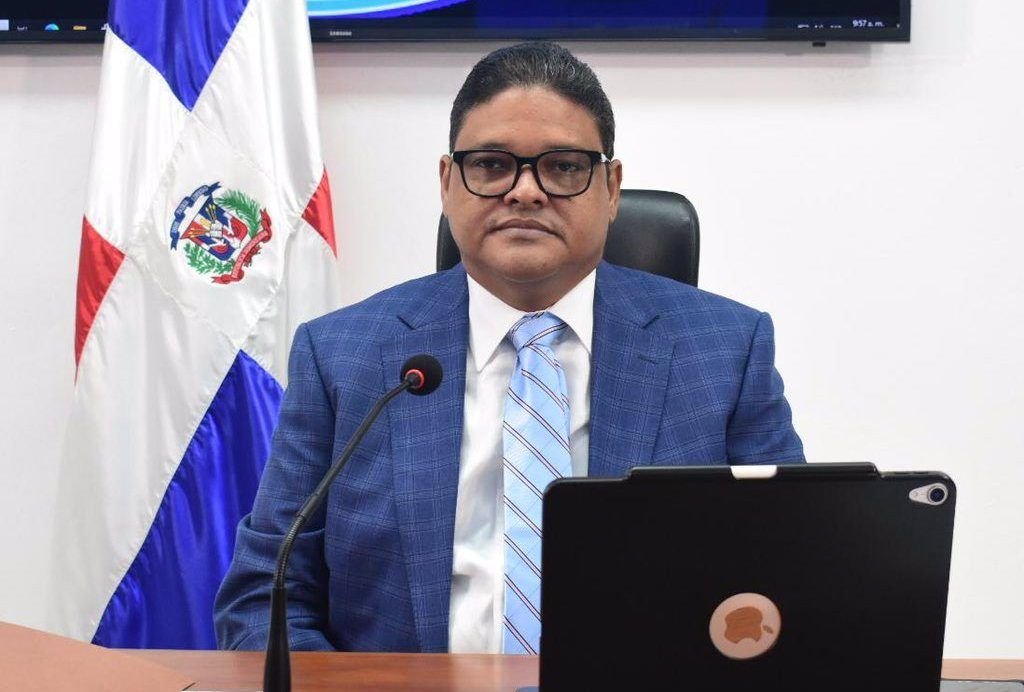 Juan Manuel Méndez, el del COE, es designado por decreto como director de Emergencias Médicas, a título honorífico