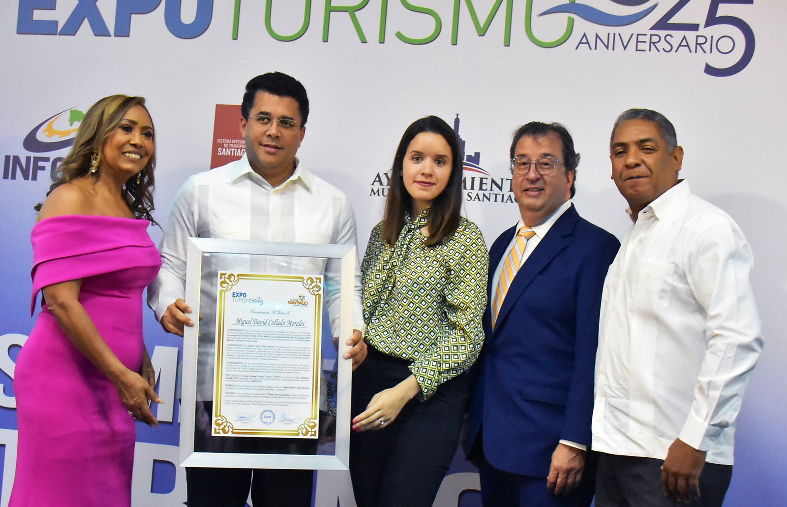 David Collado se compromete convertir a Santiago en gran destino turístico