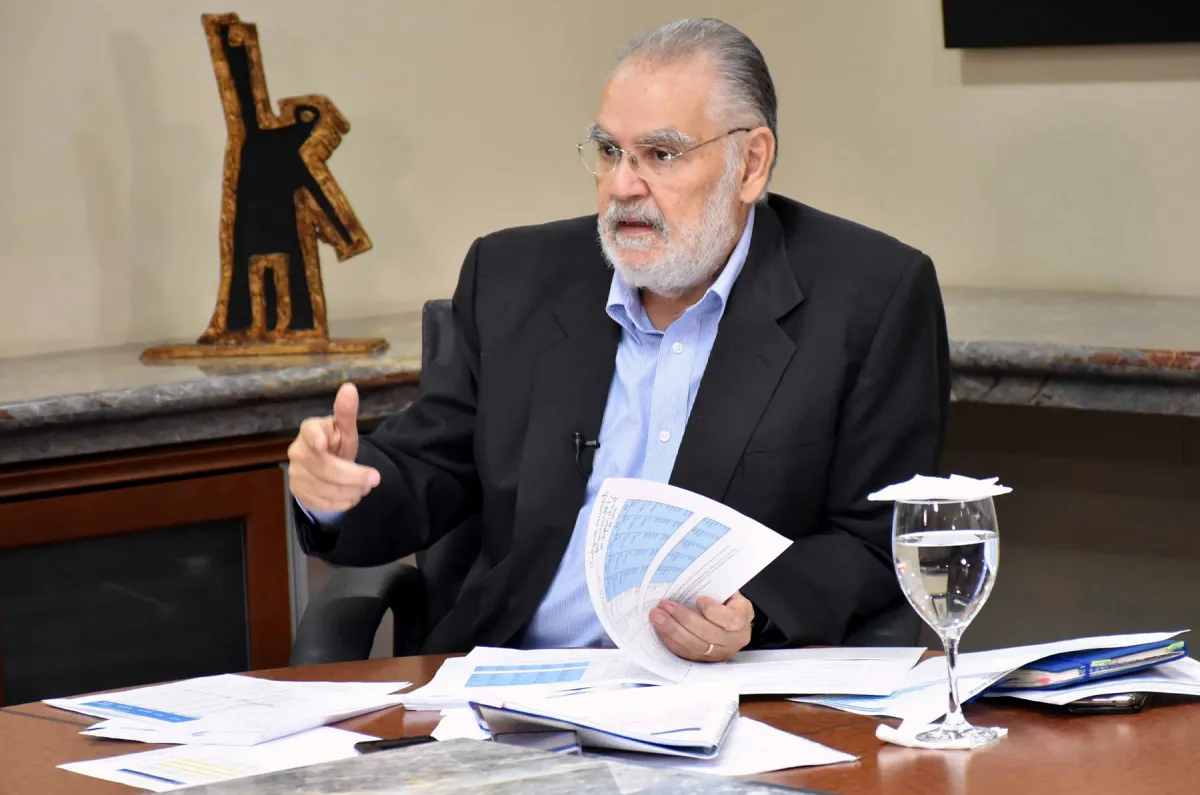Miguel Ceara Hatton dirigirá Medio Ambiente y  Pavel Ernesto Isa Contreras lo sustituye en Economía, Planificación y Desarrollo