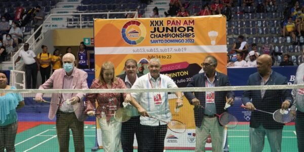 Autobuses de la OMSA transportarán a atletas que participarán en el Campeonato Panamericano Juvenil de Bádminton