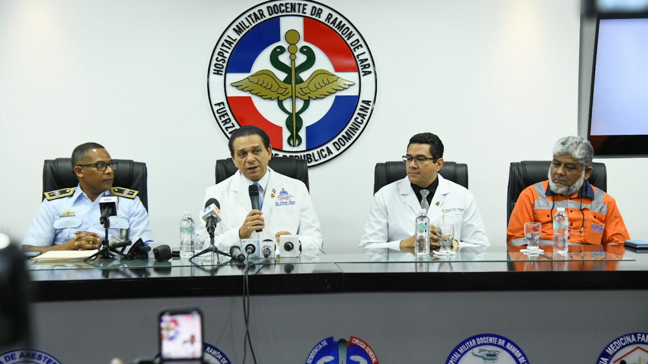 Dan el alta médica a mineros luego de 48 en observación en el Ramón de Lara