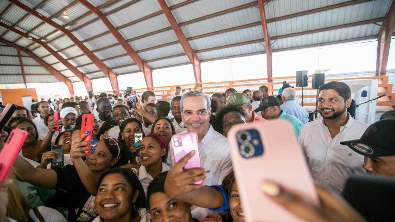 El presidente andará por San Cristóbal, Azua y San Juan este fin de semana