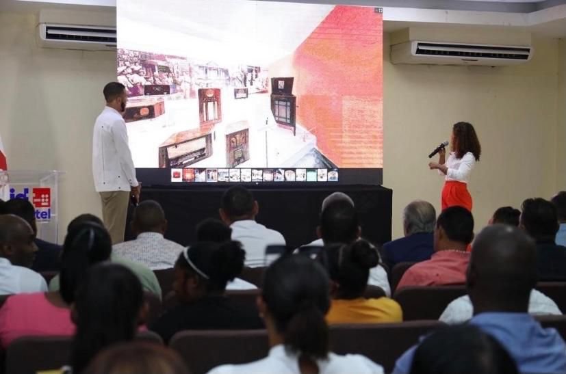 Centro Indotel  lleva a SPM visita virtual al Museo de las Telecomunicaciones