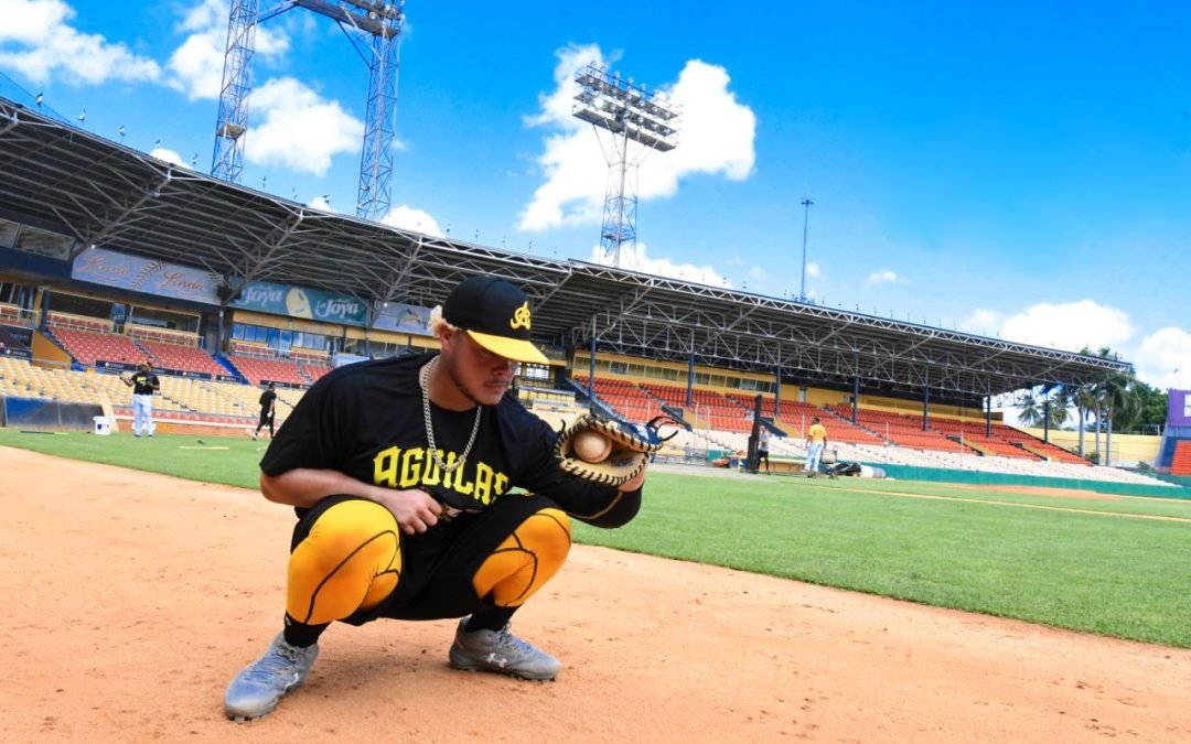 Julio E. Rodríguez se unió a los entrenamientos de Águilas Cibaeñas