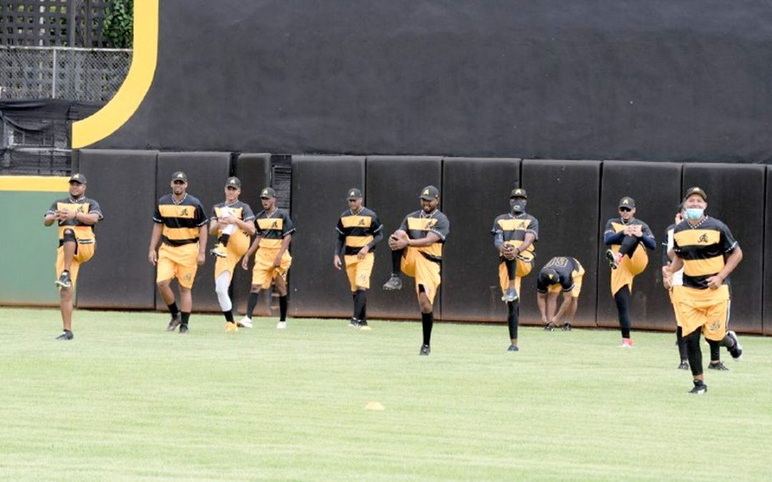 Con mezcla de jugadores nativos e importados, Águilas abrirán este jueves su campo de entrenamiento