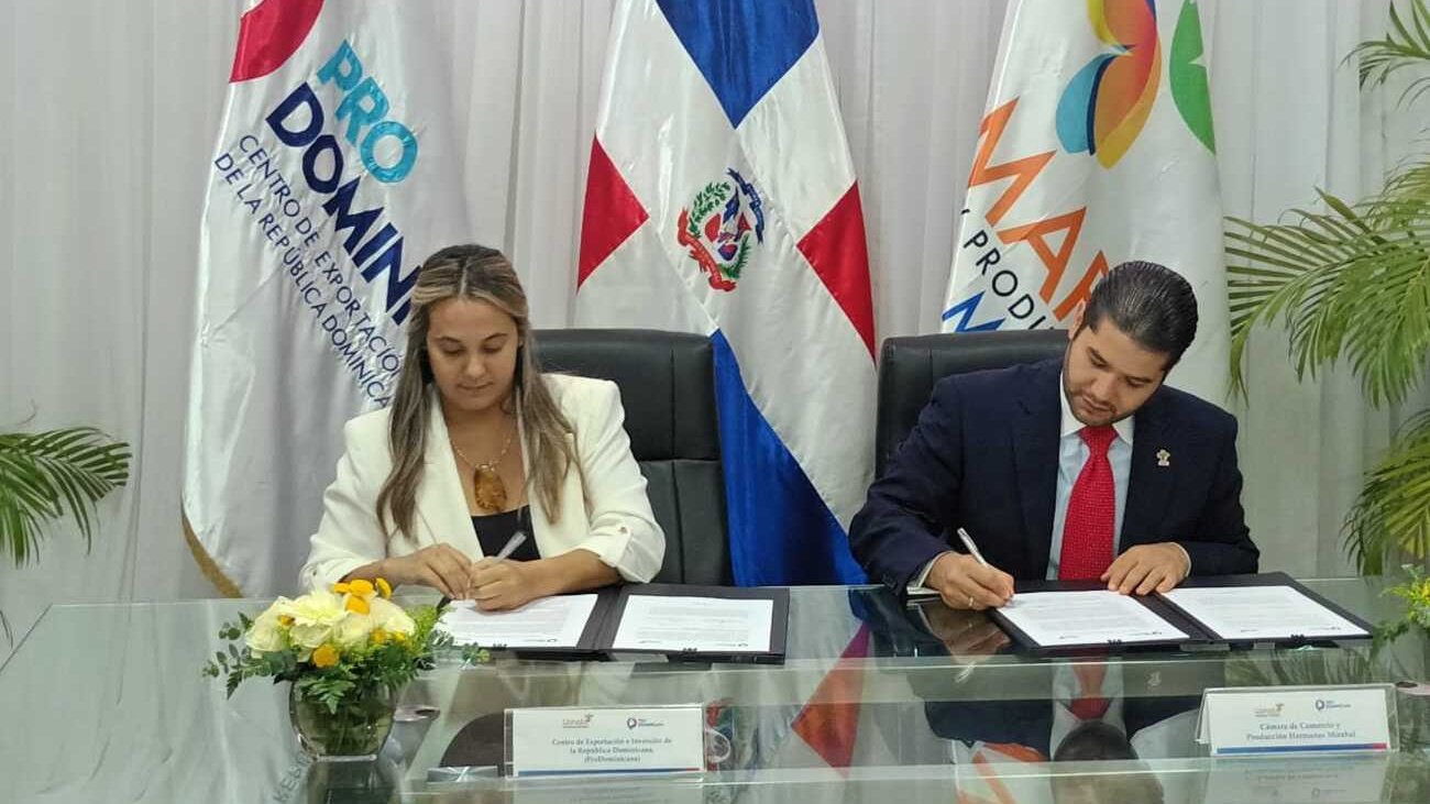 ProDominicana y Cámara de Comercio Hermanas Mirabal firman acuerdo para promover oportunidades de inversión
