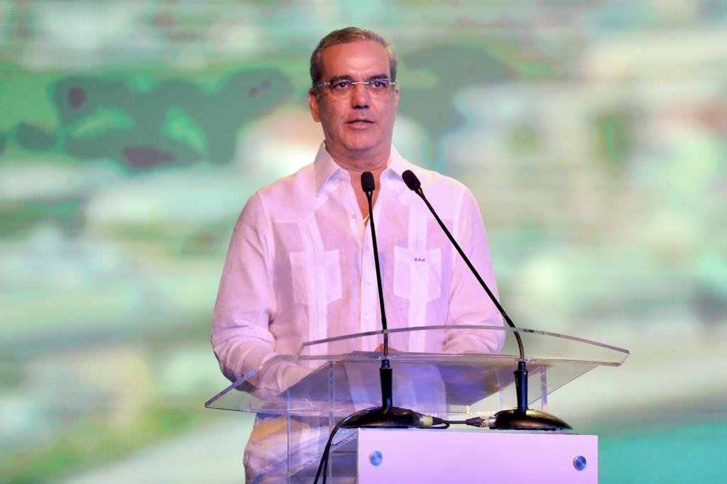Abinader asegura RD es apuesta segura para disfrutar, invertir y generar oportunidades de futuro