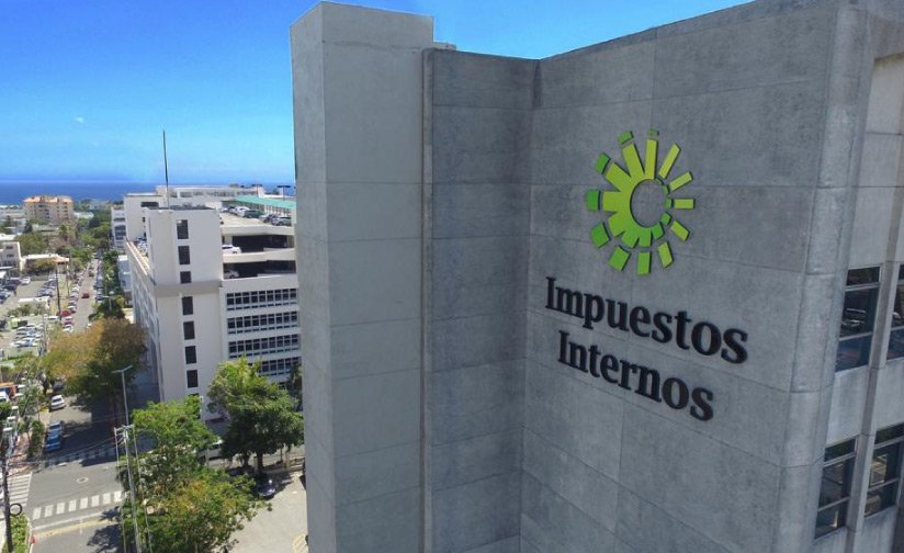 DGII llama a “Montarse en la Ruta” de renovación del marbete 2022-2023