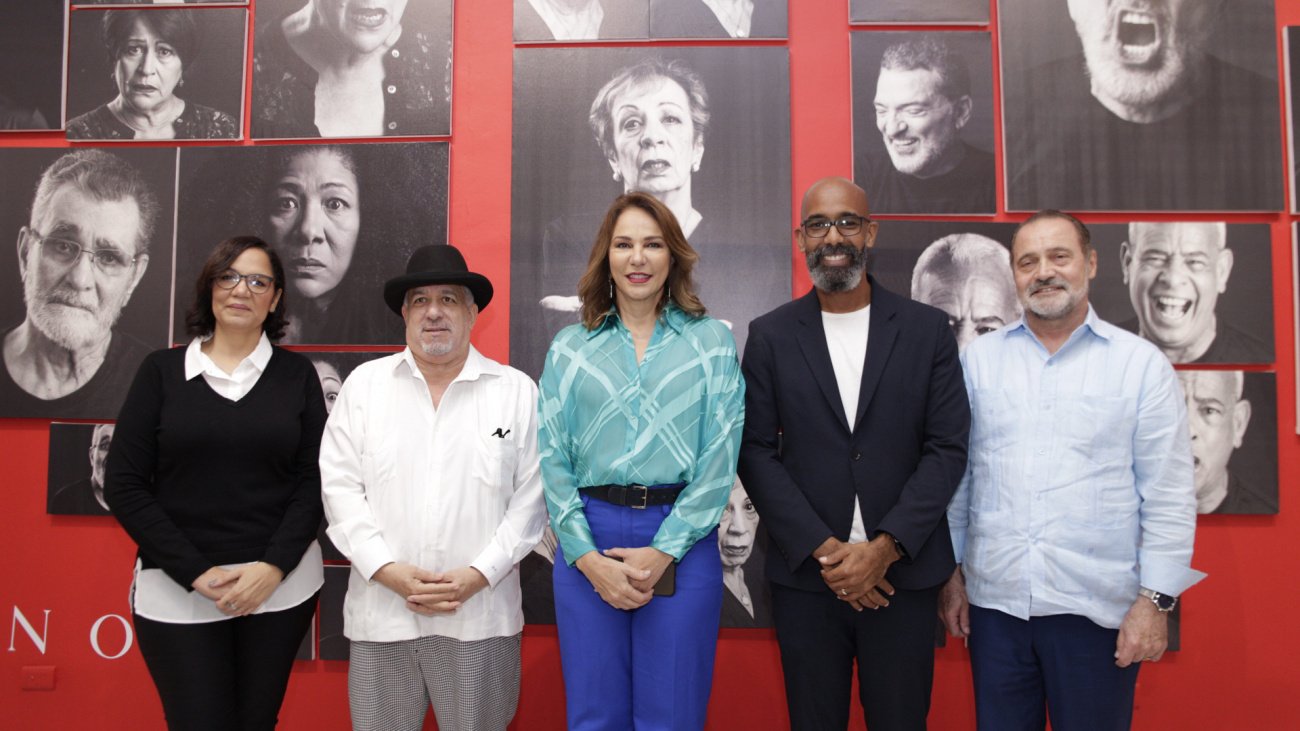 Ministerio de Cultura inaugura exposición fotográfica “101 emociones de actores dominicanos”