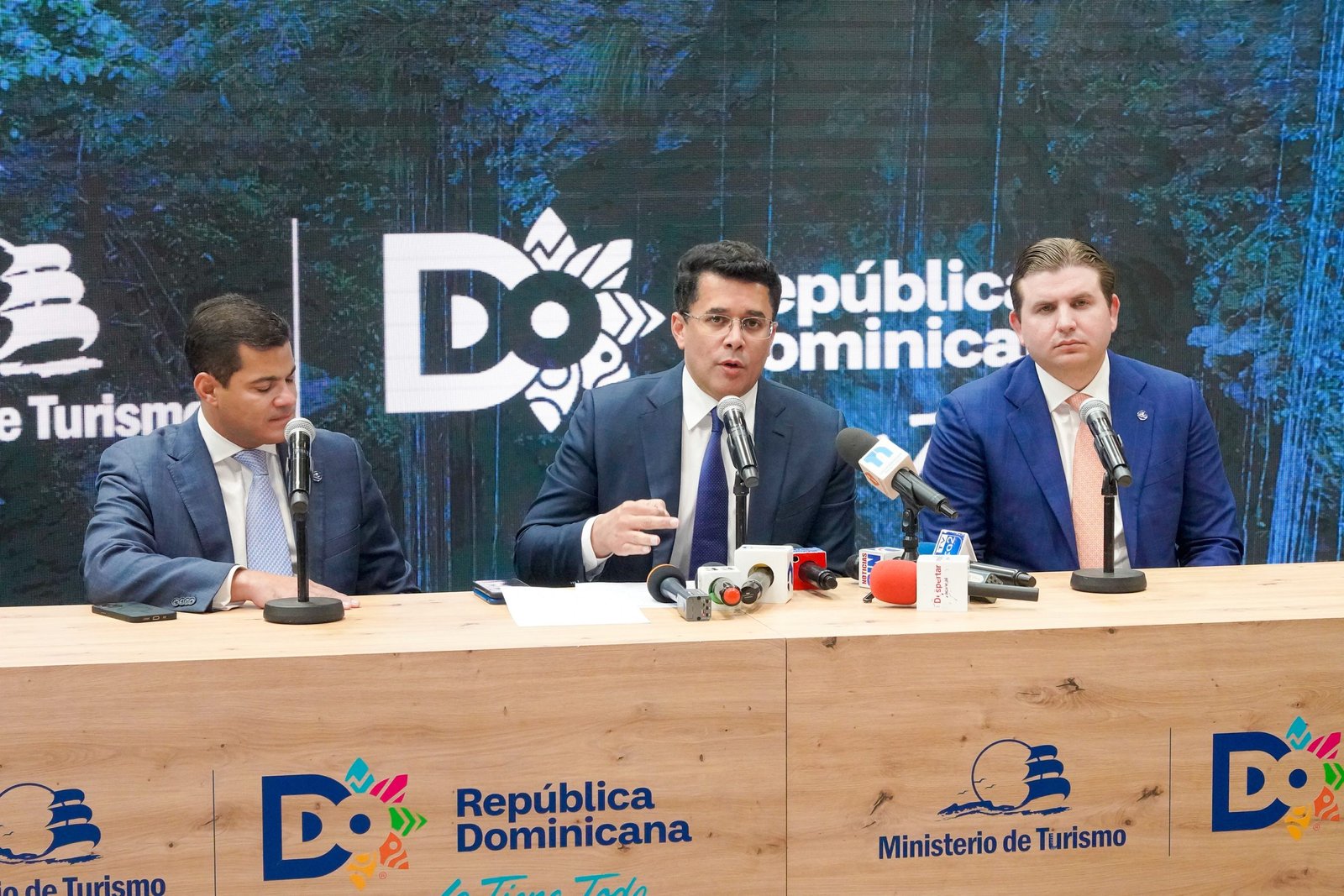 Ministro de Turismo anuncia inversiones en FITUR por más de 3 mil 445 millones de dólares para desarrollo turístico