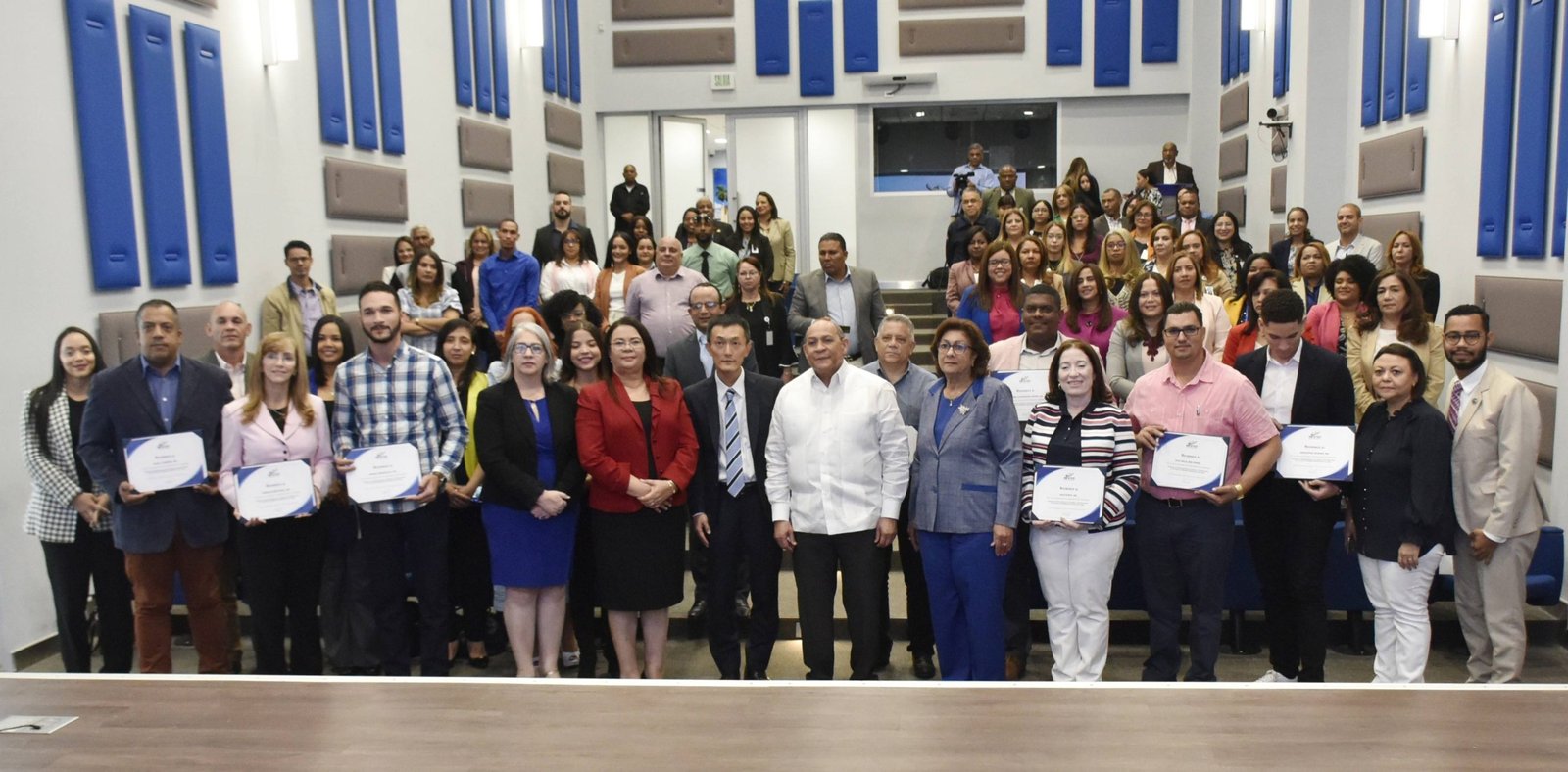 INFOTEP y JICA certifican a participantes del programa Mejoramiento de la Calidad y Productividad en las Pymes