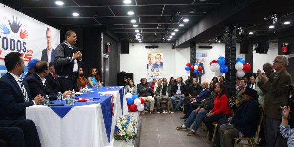 Eddy Alcántara llama a los dominicanos en el exterior votar masivamente por la reelección de Luis Abinader