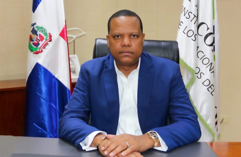 Eddy Alcántara reporta hackearon su cuenta de WhatsApp