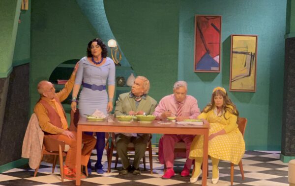 «La Lechuga» deslumbra con su estreno en el Teatro Nacional