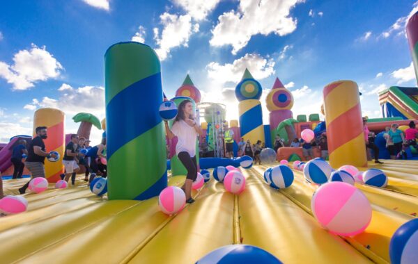 Gigante parque inflable “Rebotin Park” llega a República Dominicana