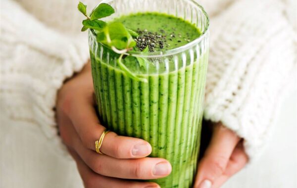 Conoce un batido que evita la pérdida de visión y que no debe faltar en tu dieta