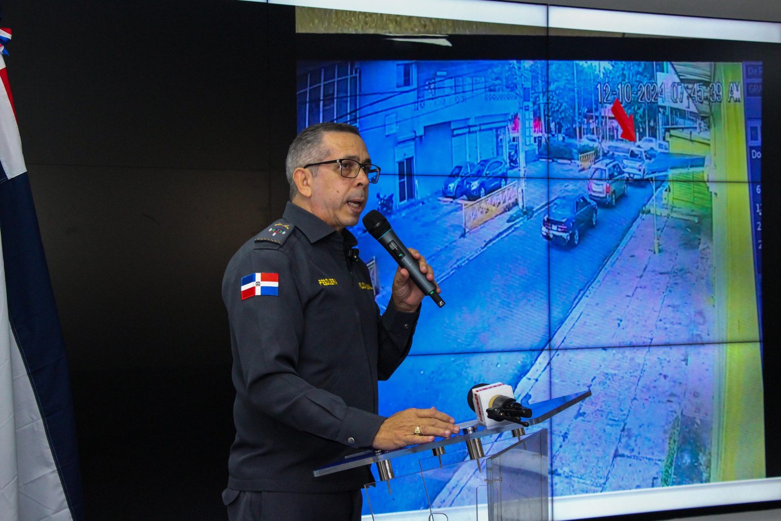 Ministerio Público y Policía Nacional identifican y persiguen autor de muerte de hombre en avenida Charles de Gaulle, SDE