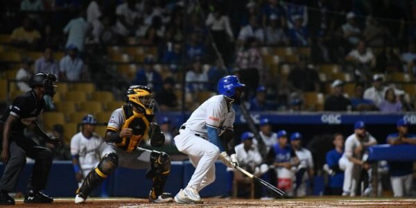 Águilas supera a los Tigres; Gigantes dejan en el terreno a Estrellas