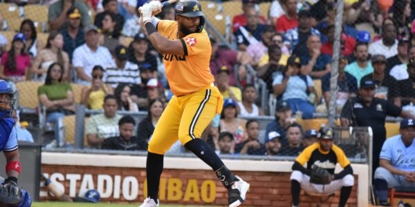 Escogido vence a los Toros: Las Águilas derrotan de nuevo a los Tigres