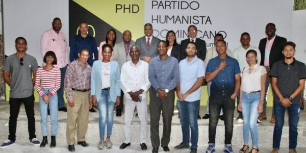 PHD realiza acto para conmemorar 34 aniversario de su fundación