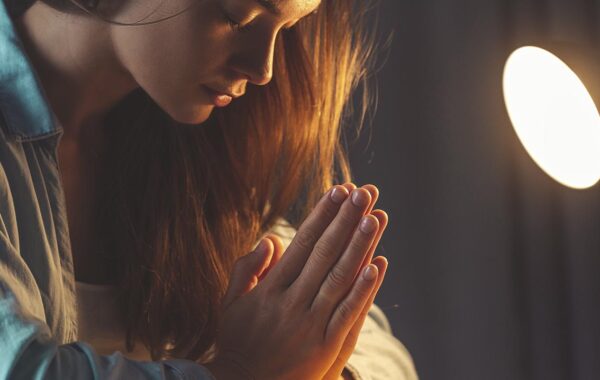 Oración de año nuevo; un inicio marcado por la espiritualidad