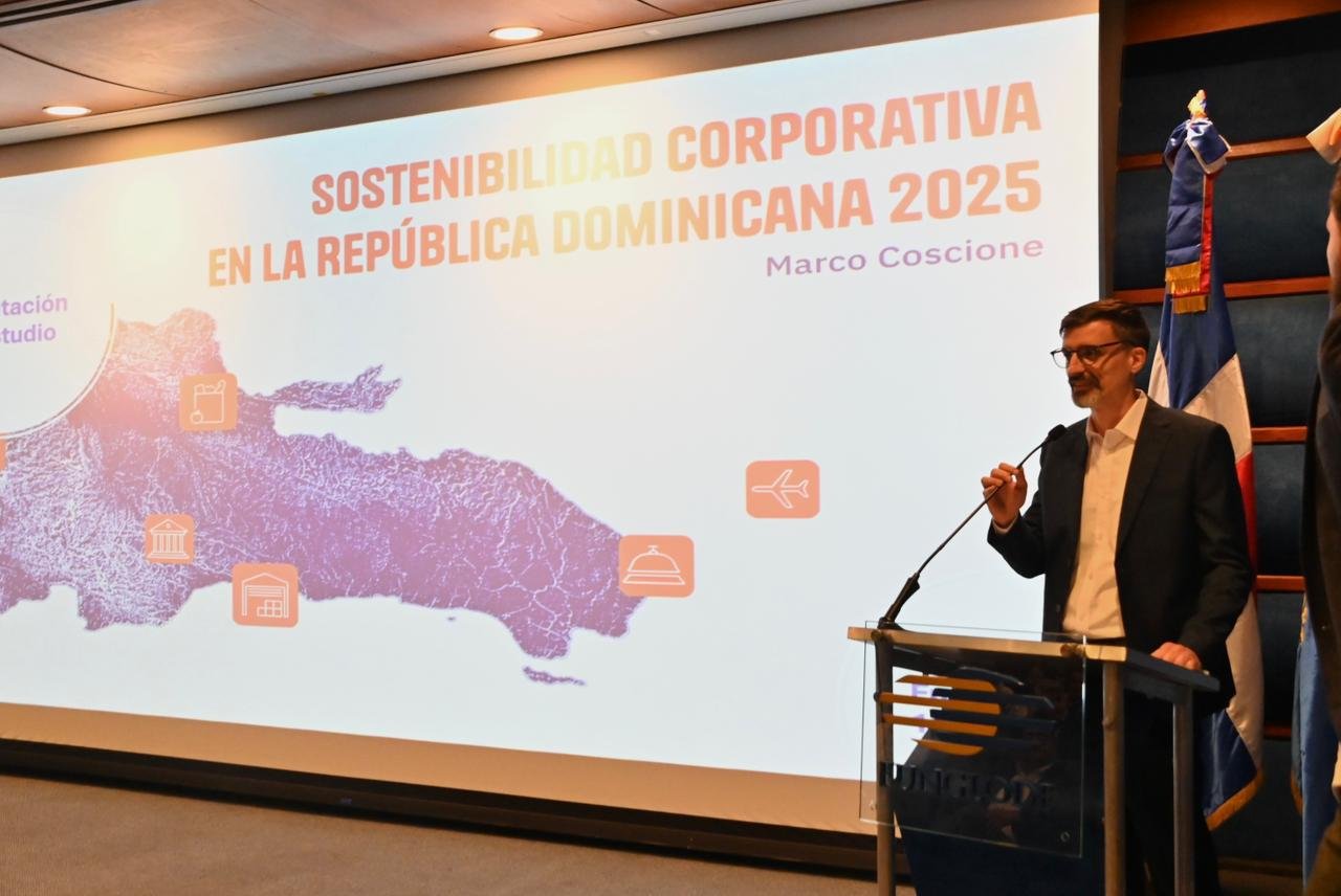 Funglode y RD Sostenible presentan informe sobre sostenibilidad corporativa en República Dominicana 2025 (2)