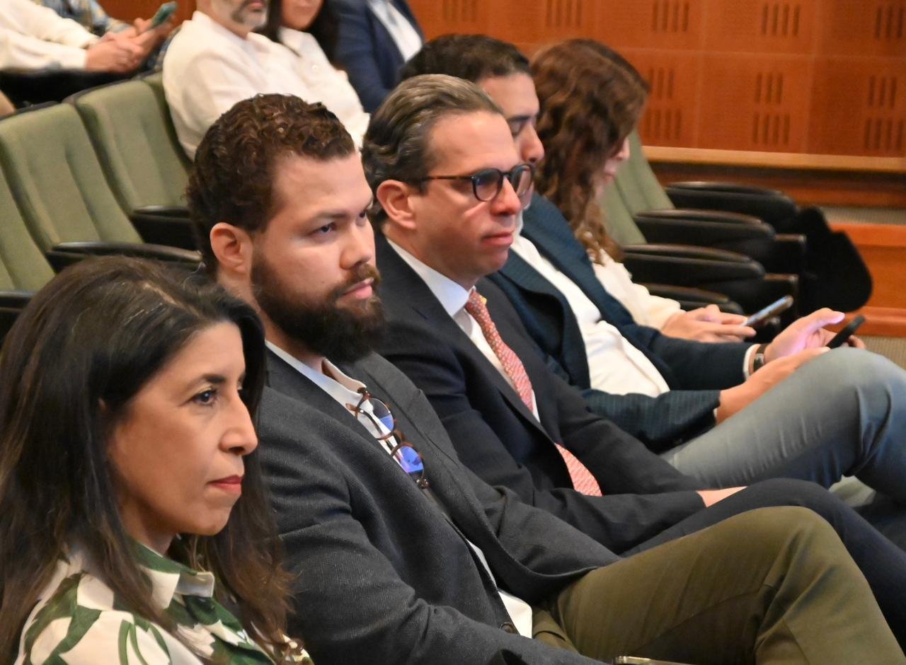 Funglode y RD Sostenible presentan informe sobre sostenibilidad corporativa en República Dominicana 2025 (6)