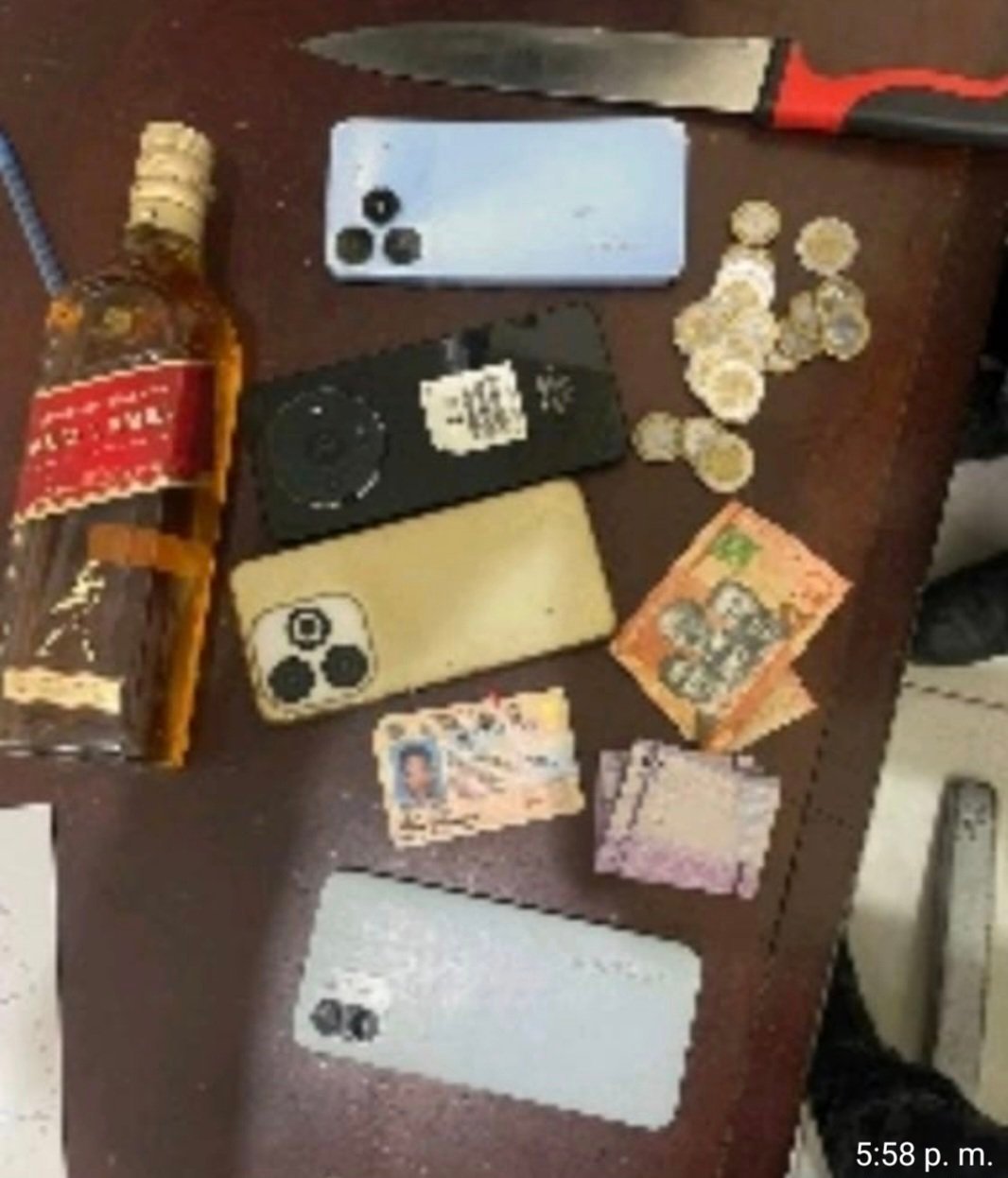 Policía apresa a tres hombres tras asalto a colmado en Salcedo; persigue a un cuarto implicado (2)