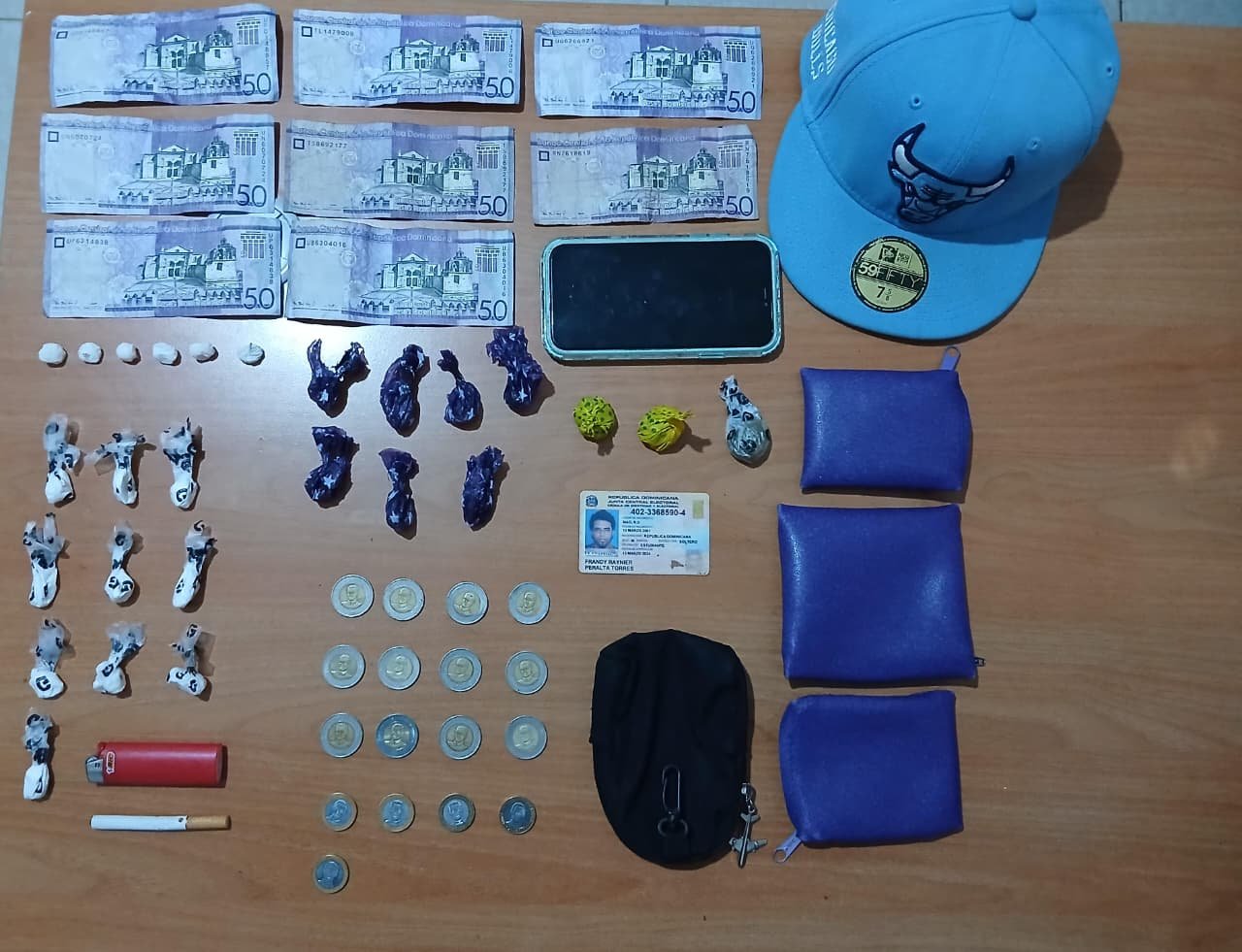 Policía arresta a joven con presuntas drogas durante operativo en Mao