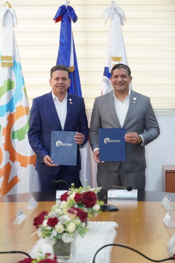 Proindustria y Consejo Empresarial de Santo Domingo Norte firman alianza para impulsar el desarrollo industrial - Noticias de hoy en República Dominicana | De Último Minuto