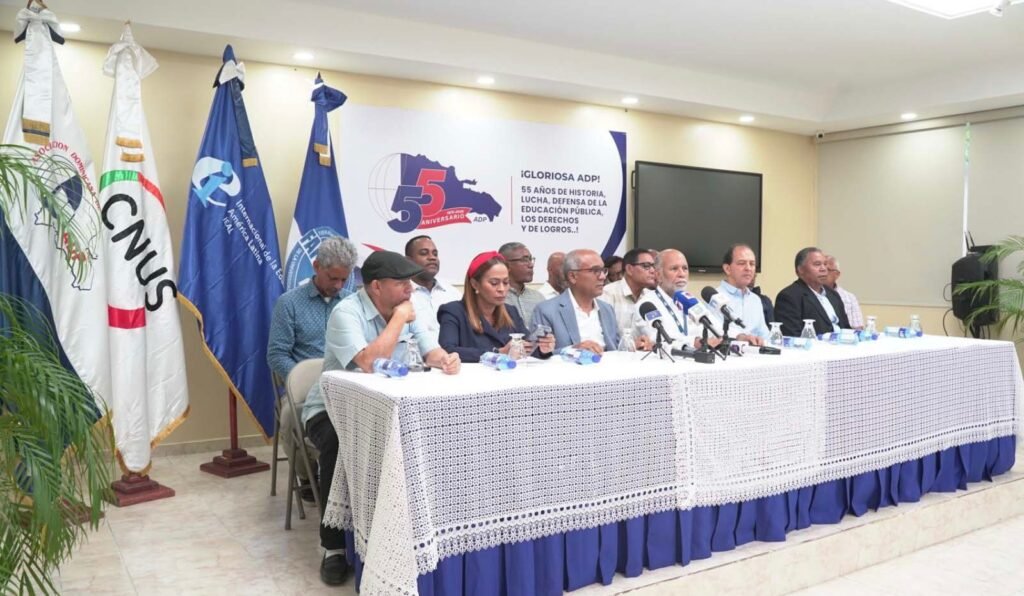 ADP, FAPROUASD y otras entidades convocan seminario nacional sobre reforma educativa | 4 | ADP, FAPROUASD y otras entidades convocan seminario nacional sobre reforma educativa - Noticias de hoy en República Dominicana | De Último Minuto