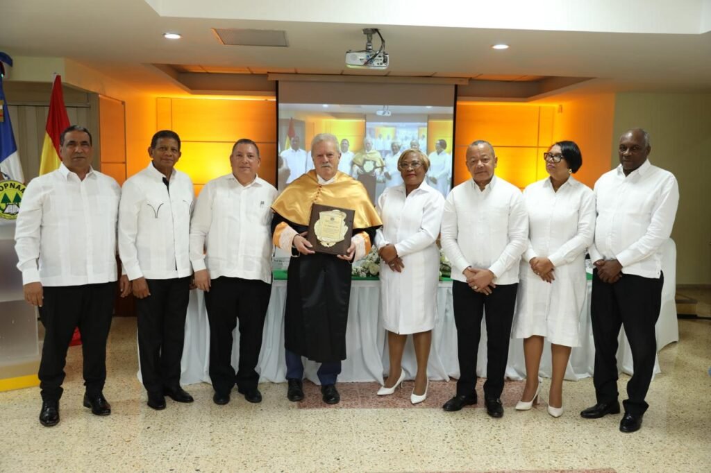 COOPNAMA gradúa a 110 directivos en comunicación cooperativa junto a universidad de España - Noticias de hoy en República Dominicana | De Último Minuto