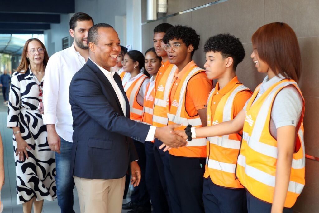 Milton Morrison impulsa educación vial como requisito de graduación en escuelas y colegios dominicanos - Noticias de hoy en República Dominicana | De Último Minuto