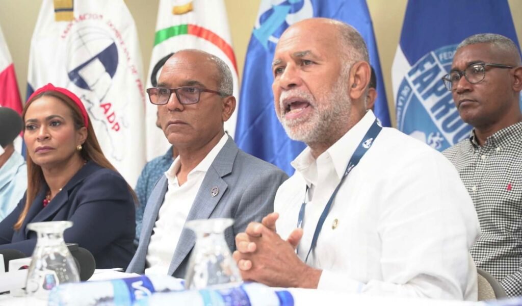 ADP, FAPROUASD y otras entidades convocan seminario nacional sobre reforma educativa | 2 | ADP, FAPROUASD y otras entidades convocan seminario nacional sobre reforma educativa - Noticias de hoy en República Dominicana | De Último Minuto