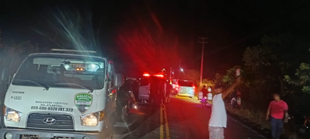 Dos franceses mueren y cinco resultan heridos en accidente en El Catey - Noticias de hoy en República Dominicana | De Último Minuto