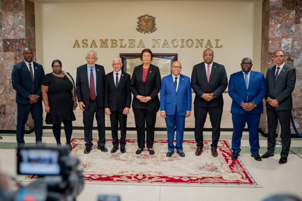 Congreso Nacional recibe a la presidenta de Surinam, Jennifer Geerlings-Simons - Noticias de hoy en República Dominicana | De Último Minuto