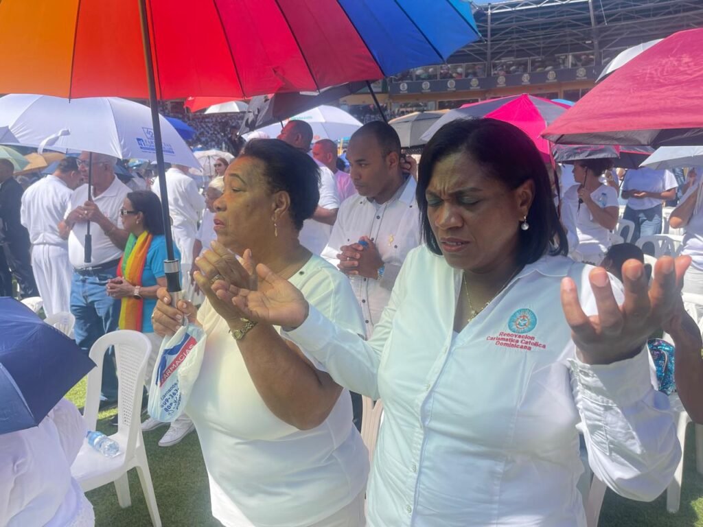 Arzobispo de Santiago califica de “patológica” la violencia que azota al país y alerta sobre crisis de salud mental - Noticias de hoy en República Dominicana | De Último Minuto