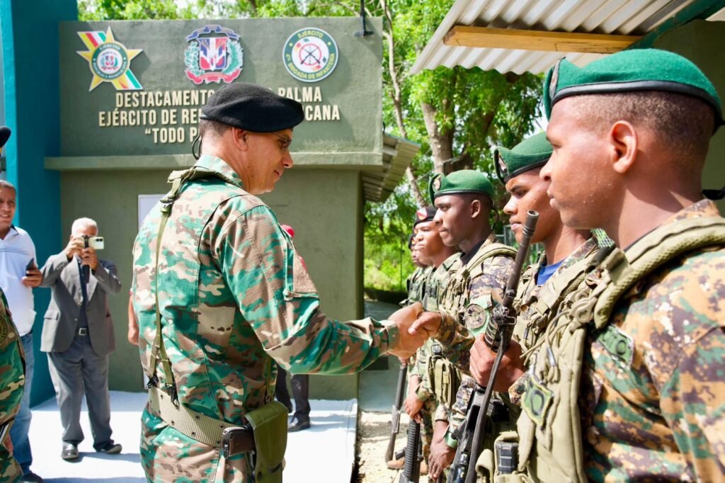 Ejército remodela y equipa destacamentos de Mangá y Hatillo Palma en Montecristi | 3 | Ejército remodela y equipa destacamentos de Mangá y Hatillo Palma en Montecristi - Noticias de hoy en República Dominicana | De Último Minuto