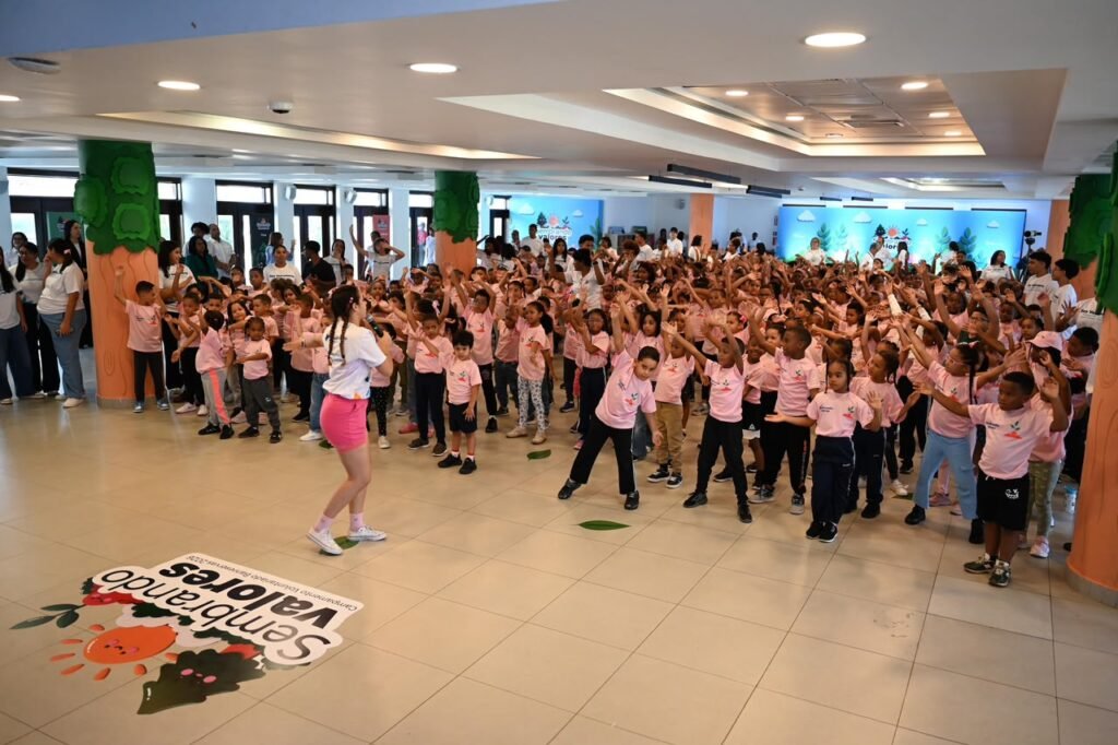 Voluntariado Banreservas inaugura campamento de verano “Sembrando Valores” con la participación de más de 1,300 niños - Noticias de hoy en República Dominicana | De Último Minuto