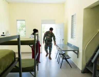 Ejército refuerza su presencia en la Carretera Internacional con la rehabilitación de dos puestos fronterizos Ejército refuerza su presencia en la Carretera Internacional con la rehabilitación de dos puestos fronterizos