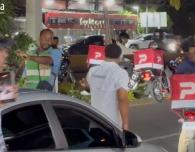 Accidente entre vehículo y motociclista termina en altercado con un arma de fuego en San Isidro Accidente entre vehículo y motociclista termina en altercado con un arma de fuego en San Isidro