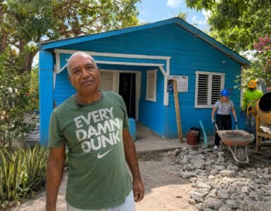 “100,000 pisos para jugar”: don Daniel espera con ilusión volver a su remodelado hogar “100,000 pisos para jugar”: don Daniel espera con ilusión volver a su remodelado hogar