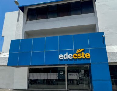Comunitarios de San Carlos se quejan por falta de energía eléctrica durante 48 horas Comunitarios de San Carlos se quejan por falta de energía eléctrica durante 48 horas