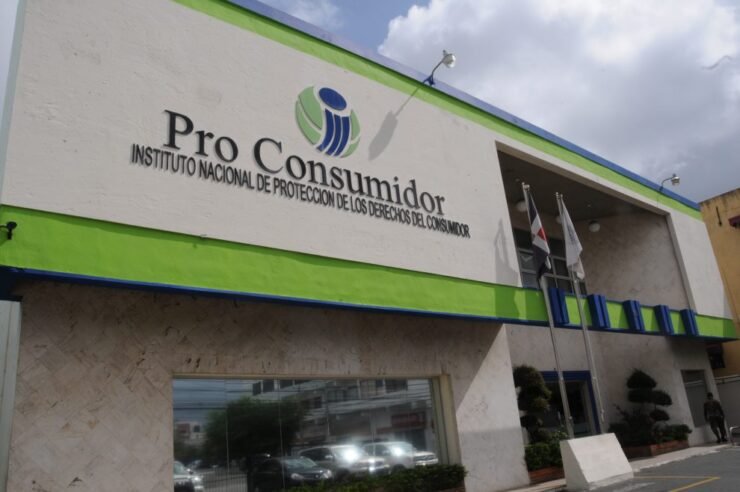 Pro Consumidor realiza operativo de inspección en comercios por el Día de los Padres