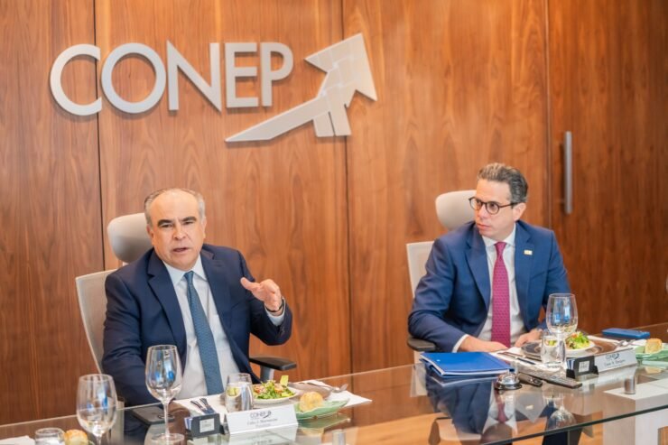  Conep deposita observaciones del sector privado a la reforma del Código Penal